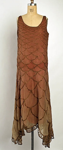 Chiffon gown by Vionnet, 1926. Metropolitan Museum photo.